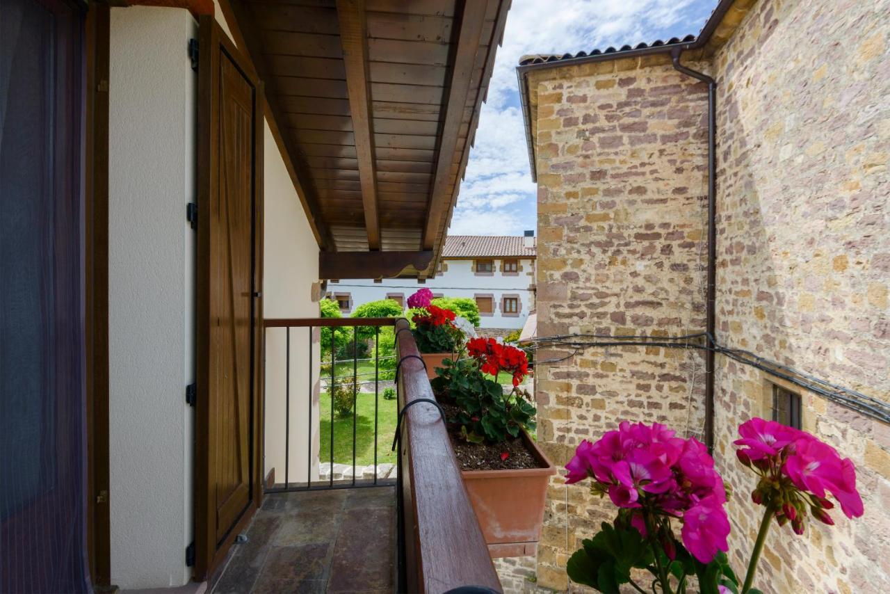 Hotel Rural Iribarnia Ланц Экстерьер фото